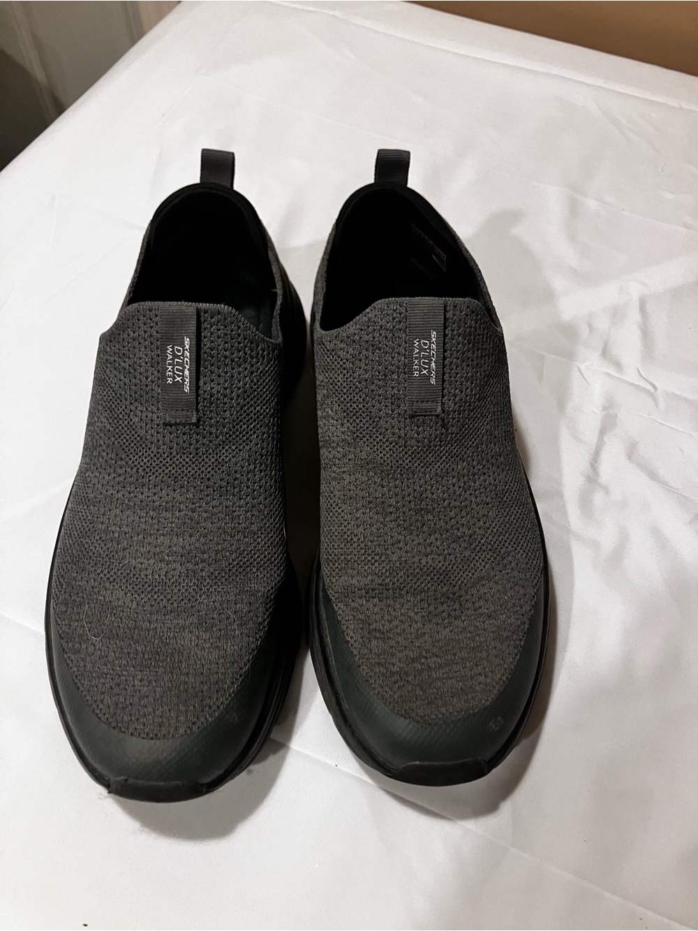 Skechers D’Lux Walker Quick Upgrade Slip On Shoes Men’s 10 Charcoal - Picture 2 of 9